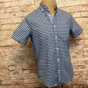 Like new Nautica short sleeve button down shirt